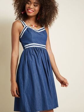 Sleeveless Blue Denim-Style Midi Dress with Sweatheart Neckline &  White Trim 1X